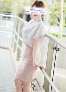 春奈 (はるな)