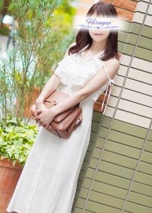 雛乃 (ひなの)